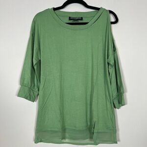 NWOT Brittany Humble Cold Shoulder Green 3/4 Sleeve Shirt XS